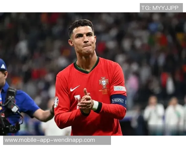 C罗呼吁世界和平并称特朗普为改变世界的重要人物之一