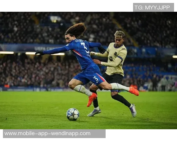 今日趣图：库库失误引发乌龙若换阿扎尔进攻恐怕会越位尴尬